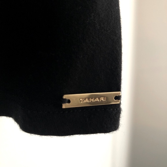 ✨3/$30✨ TAHARI BLACK CRISS CROSS LONG SLEEVE TOP - Picture 4 of 4